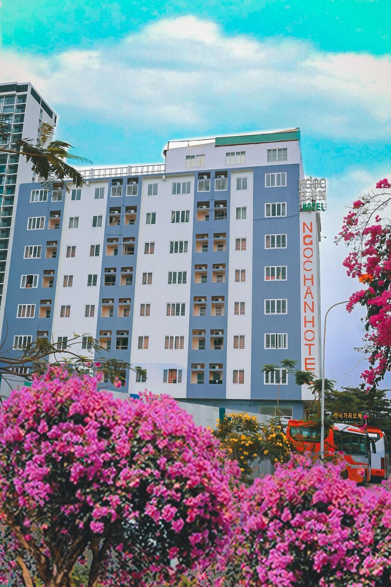 Ngoc Han Hotel By The Moment Vung Tau Exteriör bild